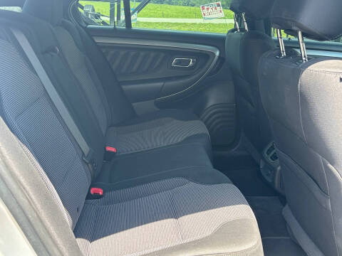 2018 Ford Taurus SEL