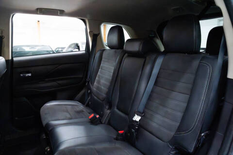 2019 Mitsubishi Outlander SE