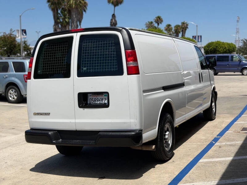 2017 Chevrolet Express 3500