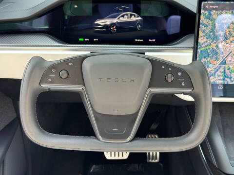 2025 Tesla Model X Plaid