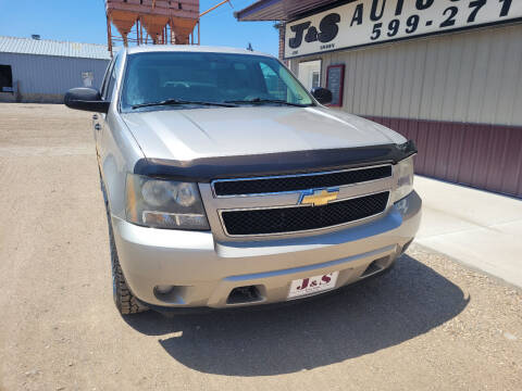 2009 Chevrolet Avalanche for sale at J & S Auto Sales in Thompson ND
