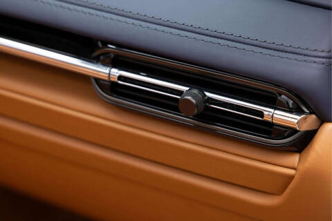 2024 Aston Martin DB12 Volante