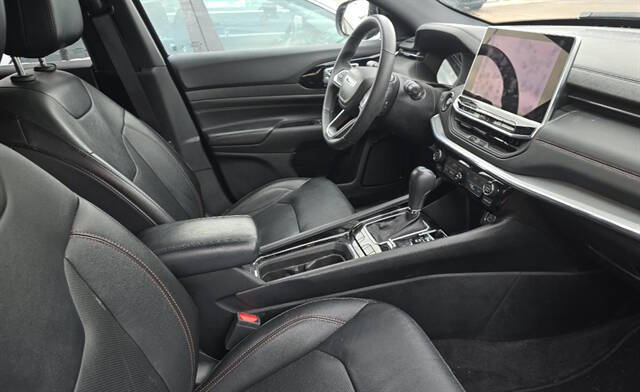 2023 Jeep Compass (Red) Edition