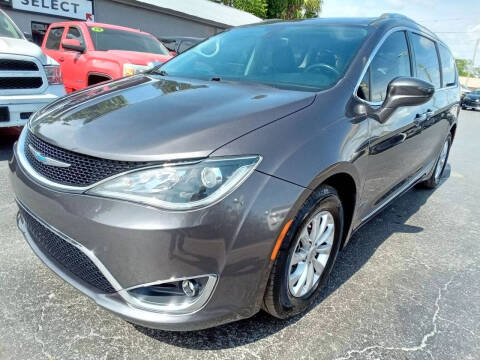 2018 Chrysler Pacifica Touring L