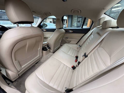 2017 Alfa Romeo Giulia Ti