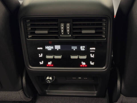 2025 Porsche Cayenne S