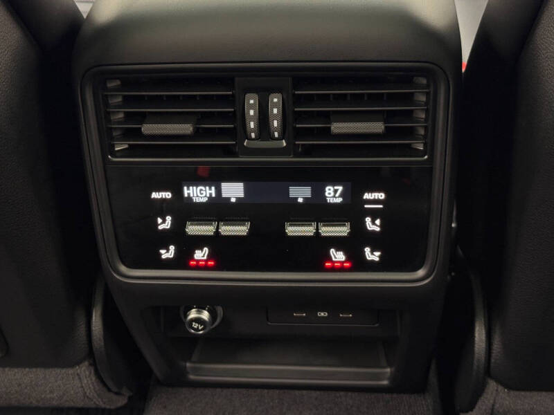 2025 Porsche Cayenne S