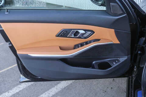 2025 BMW 3 Series 330i xDrive