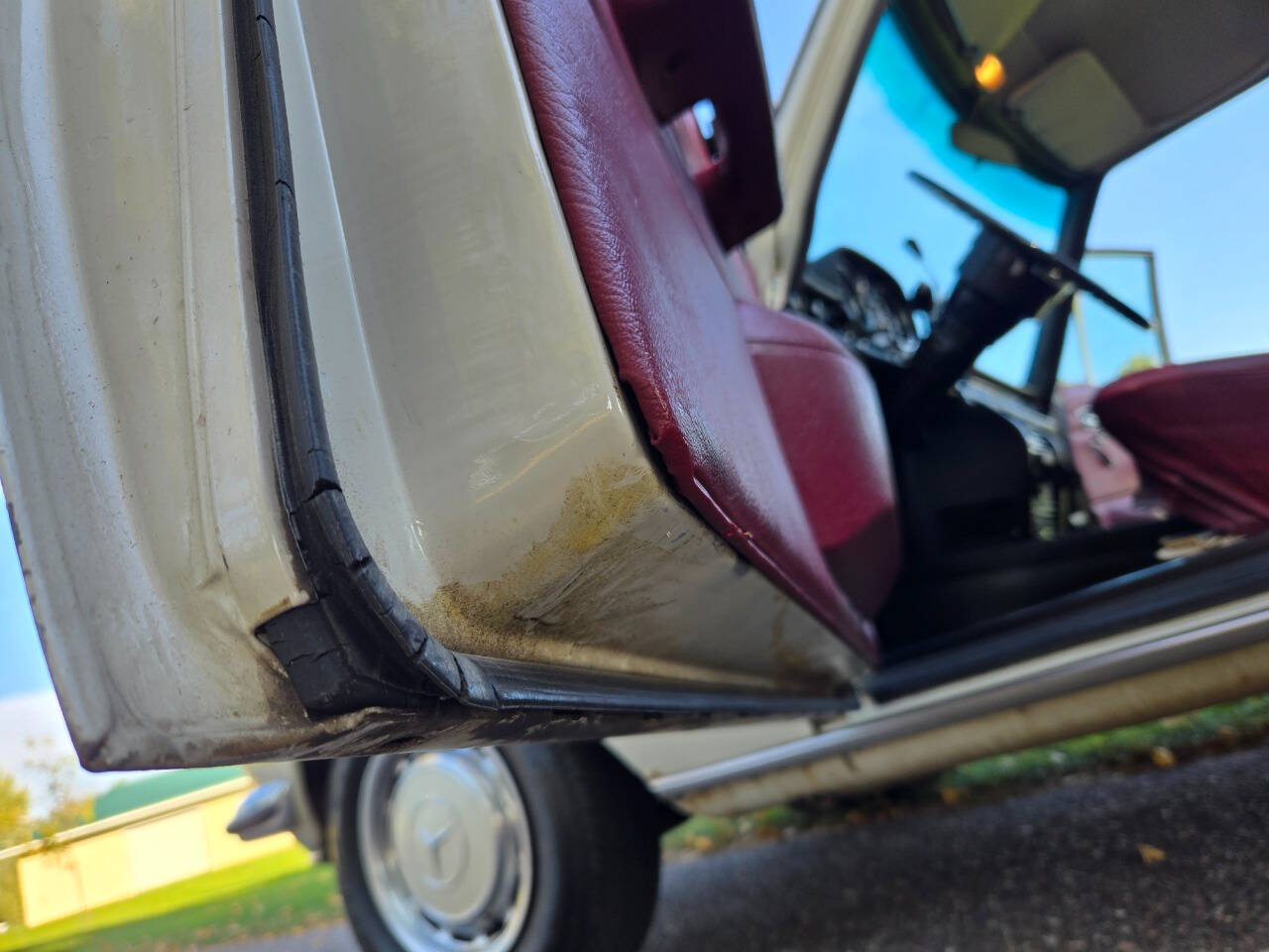 1972 Mercedes-Benz 220 111