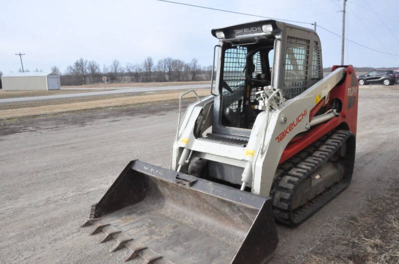 2013 Takeuchi TL240