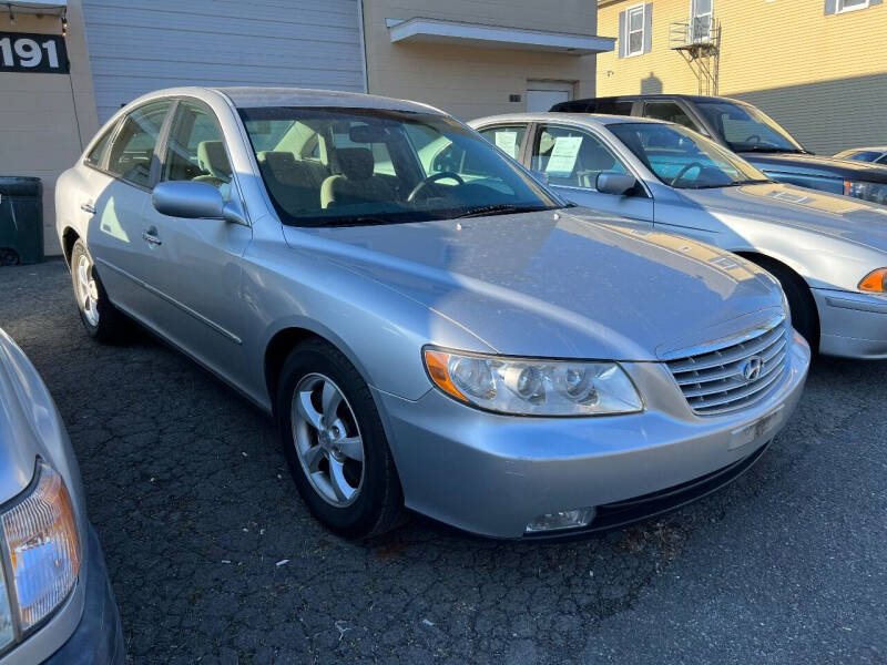 2007 Hyundai Azera for sale at Dennis Public Garage in Newark NJ