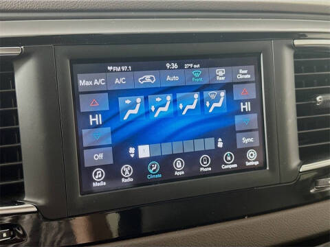 2020 Chrysler Pacifica Touring