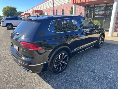 2022 Volkswagen Tiguan SEL R-Line 4Motion