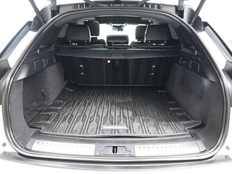 2024 Land Rover Range Rover Velar P250 Dynamic SE