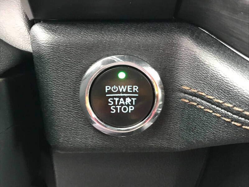 2022 Ford F-150 Lightning Lariat