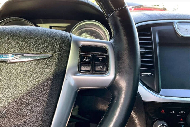 2014 Chrysler 300 C