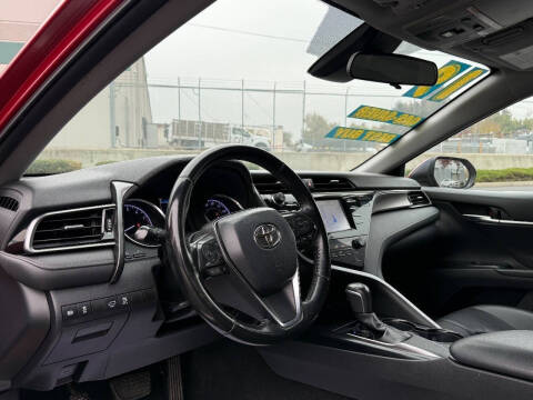 2019 Toyota Camry SE