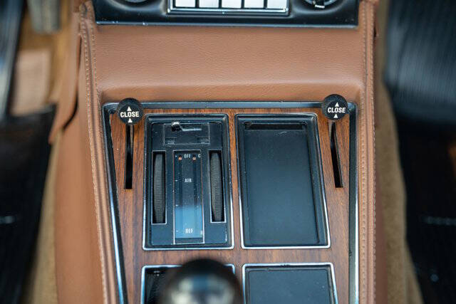 1973 Chevrolet Corvette 35