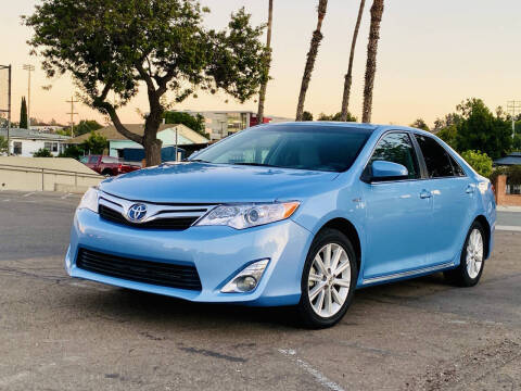 2012 Toyota Camry Hybrid XLE