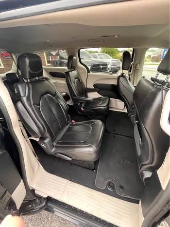 2020 Chrysler Voyager LXi