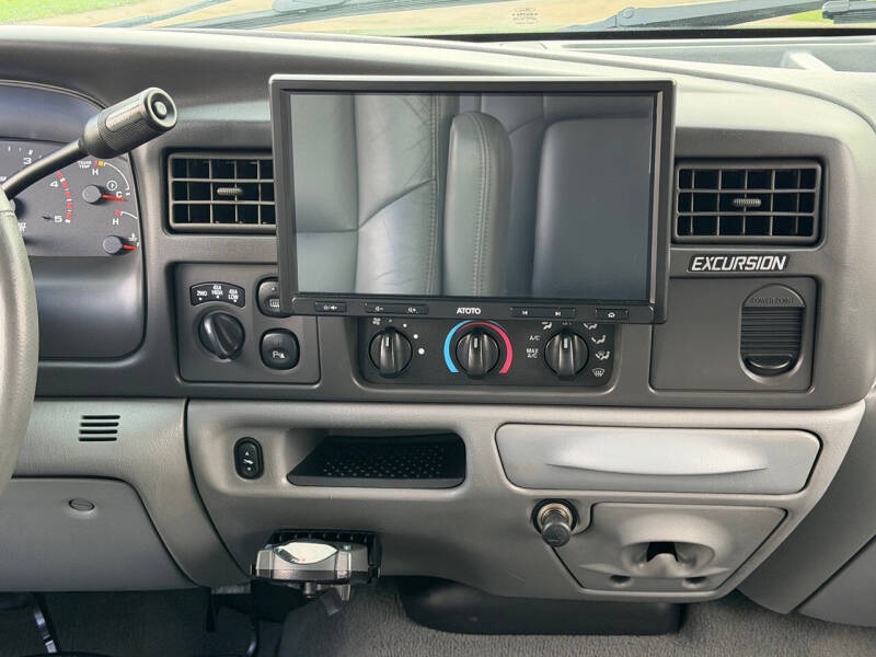 2002 Ford Excursion XLT
