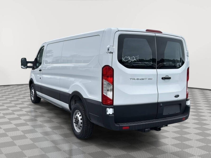 2025 Ford Transit
