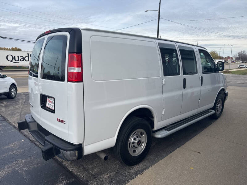 2024 GMC Savana 2500