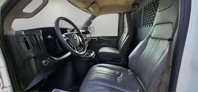 2016 Chevrolet Express 2500