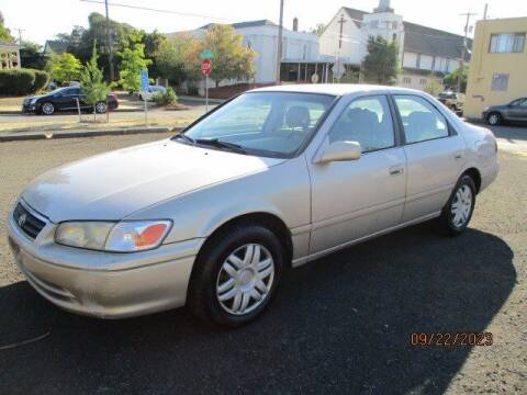 2001 Toyota Camry for sale at ALPINE MOTORS in Milwaukie OR