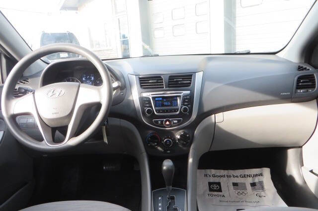 2016 Hyundai Accent SE