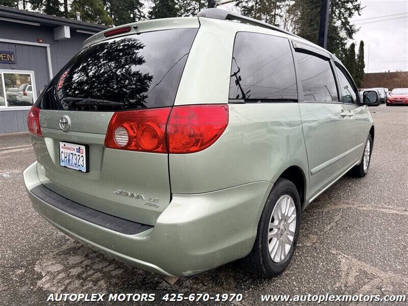 2008 Toyota Sienna LE 7-Passenger