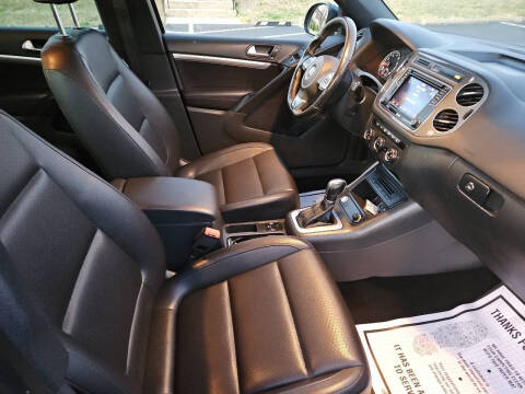 2016 Volkswagen Tiguan 2.0T R-Line