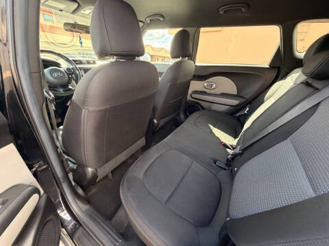 2017 Kia Soul +