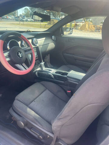 2005 Ford Mustang V6 Premium