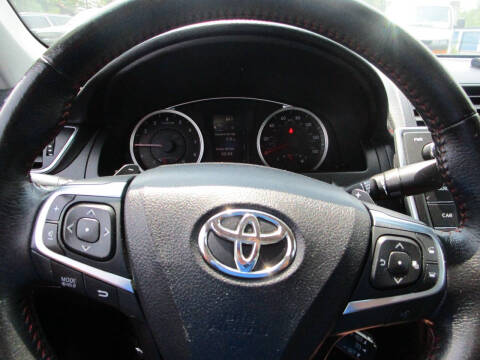 2017 Toyota Camry SE