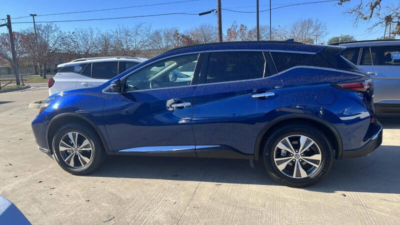 2021 Nissan Murano SV photo 2