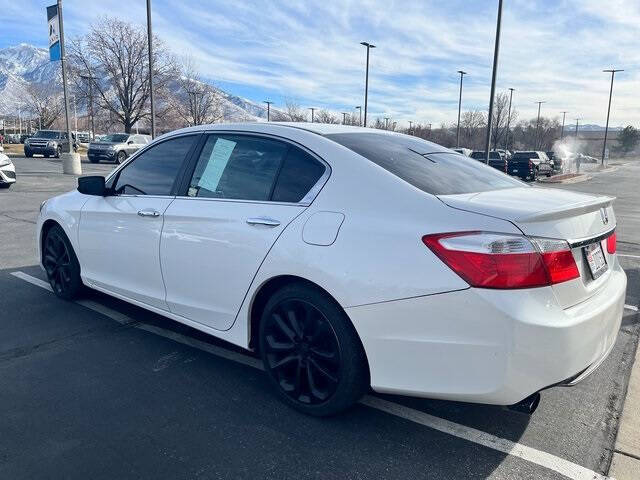 2015 Honda Accord for sale at Axio Auto Boise in Boise, ID