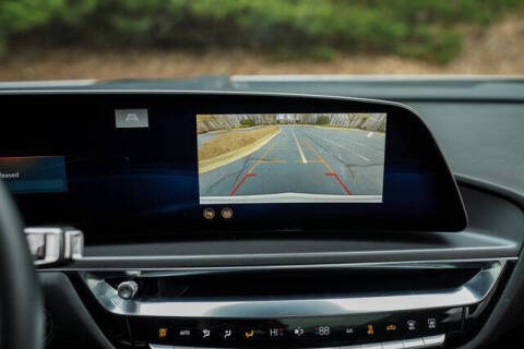 2024 Cadillac LYRIQ Tech