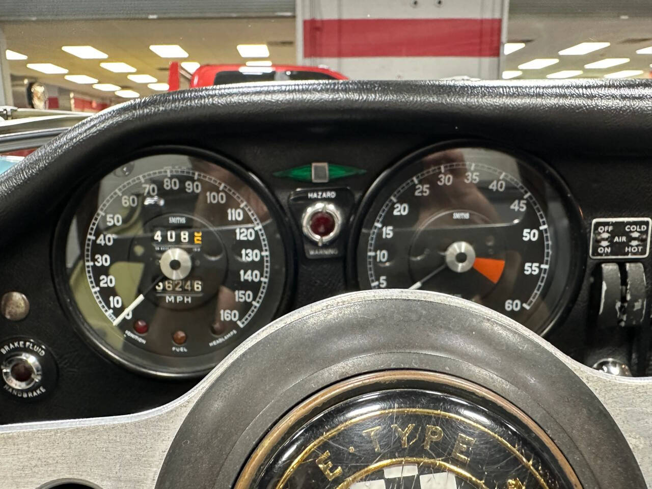 1968 Jaguar E-Type 24