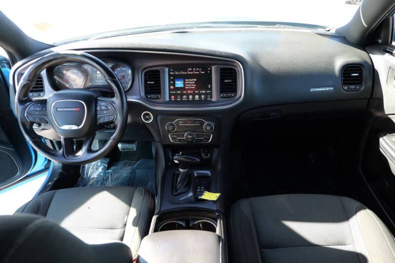 2016 Dodge Charger SXT