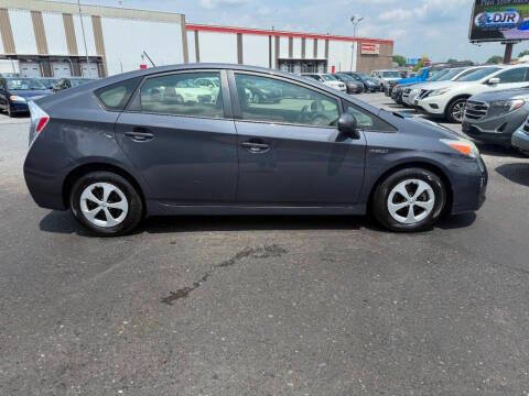 2014 Toyota Prius Two