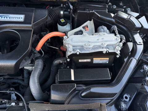 2017 Nissan Rogue Hybrid