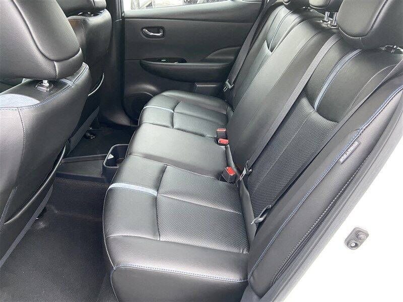 2022 Nissan LEAF SL PLUS