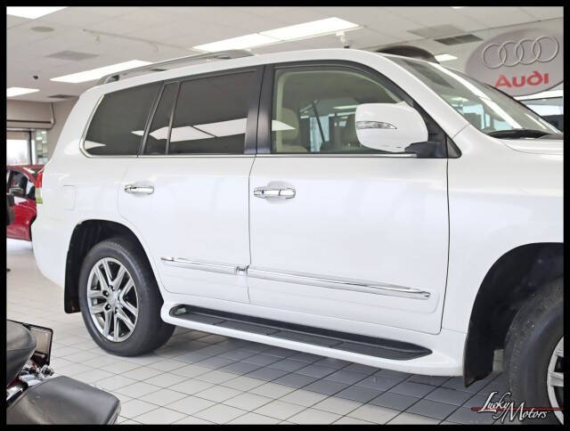 2014 Lexus LX 570