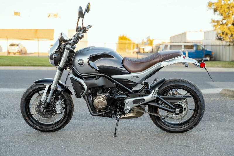 2023 QJMotor SRV550