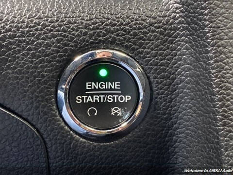 2016 Lincoln Navigator Select