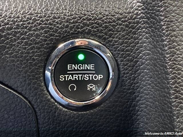 2016 Lincoln Navigator Select