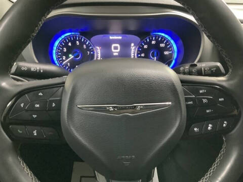 2023 Chrysler Pacifica Touring
