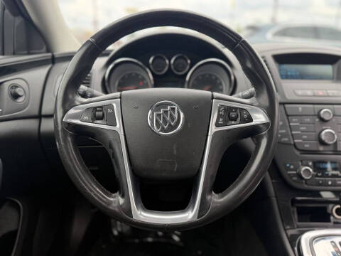 2012 Buick Regal Premium 1