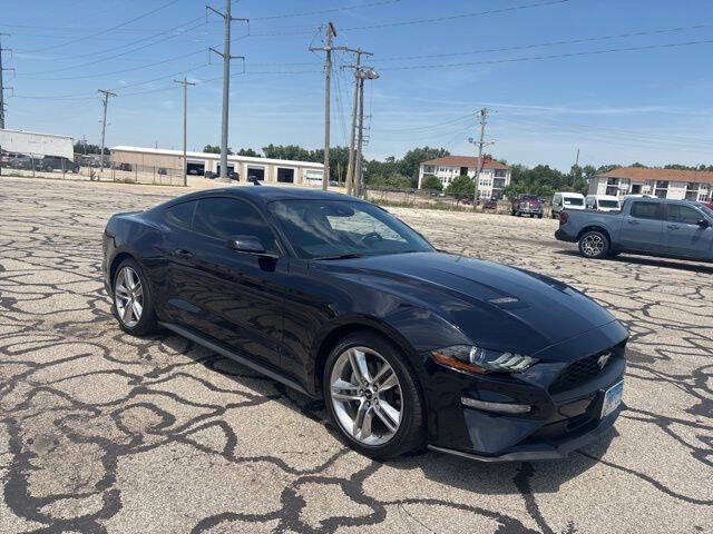 2021 Ford Mustang EcoBoost